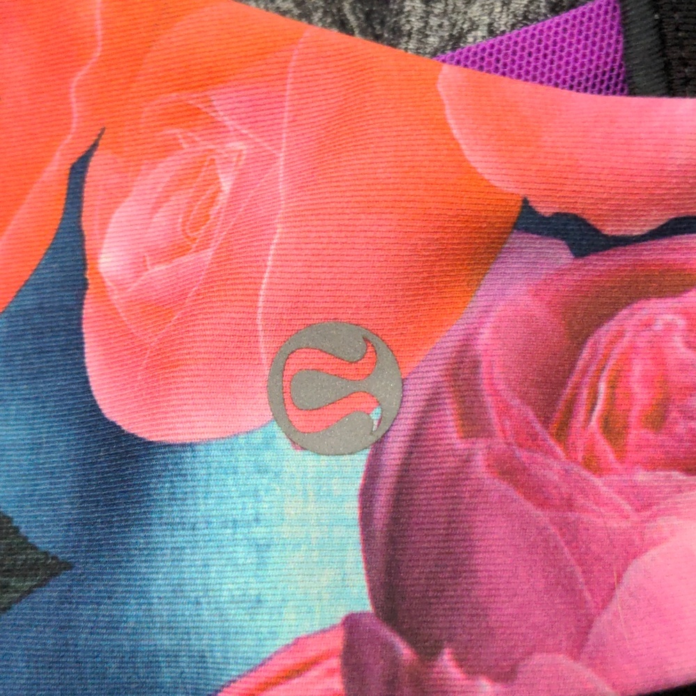 Holiday Deal!! Lululemon Bundle!! - image 7